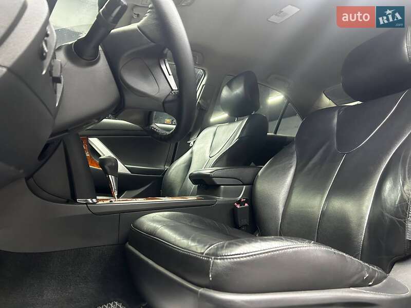 Седан Toyota Camry 2008 в Черновцах