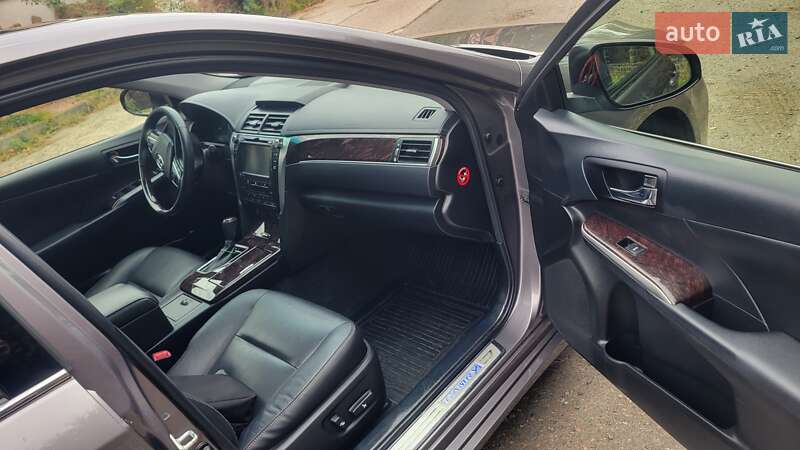 Седан Toyota Camry 2016 в Луцьку