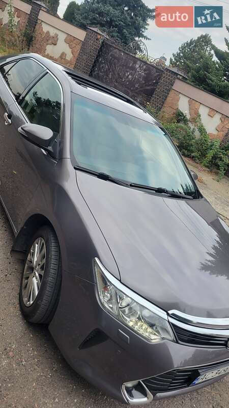 Седан Toyota Camry 2016 в Луцьку