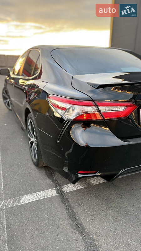 Седан Toyota Camry 2018 в Киеве фото 7 Седан Toyota Camry 2018 в Киеве