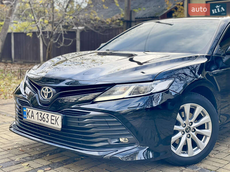 Седан Toyota Camry 2019 в Киеве фото 2 Седан Toyota Camry 2019 в Киеве