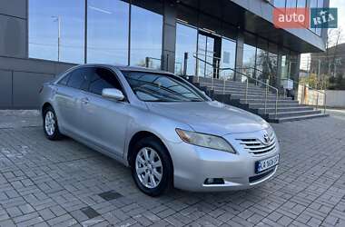 Седан Toyota Camry 2007 в Києві
