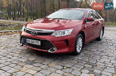Седан Toyota Camry 2016 в Киеве Седан Toyota Camry 2016 в Киеве