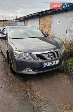 Седан Toyota Camry 2013 в Умані