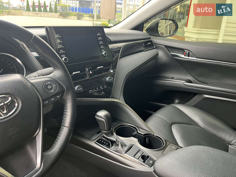 Седан Toyota Camry 2022 в Черновцах фото 20 Седан Toyota Camry 2022 в Черновцах