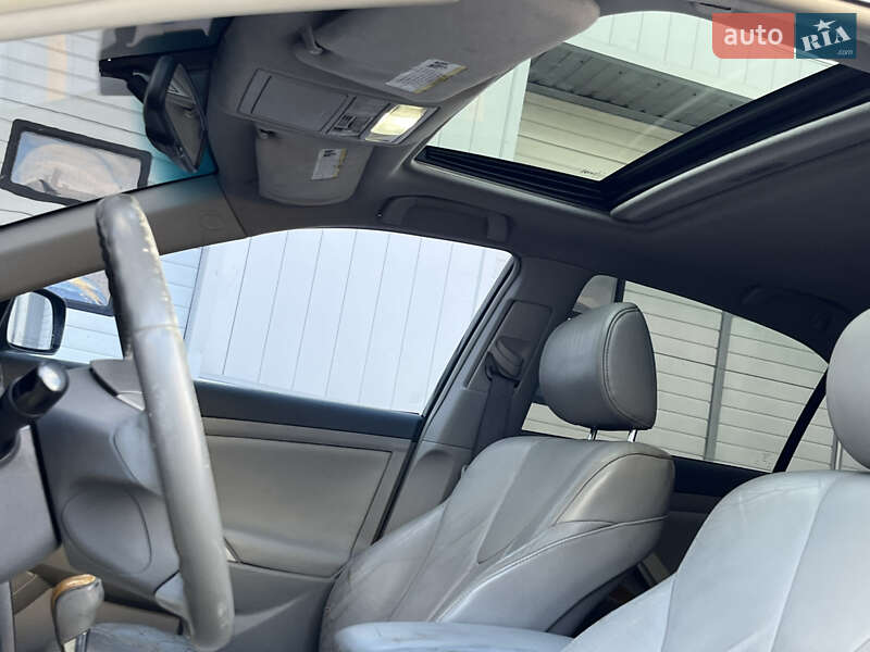 Седан Toyota Camry 2007 в Киеве