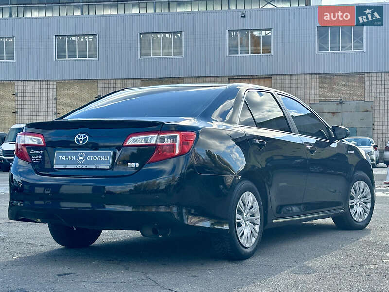 Седан Toyota Camry 2013 в Киеве фото 3 Седан Toyota Camry 2013 в Киеве
