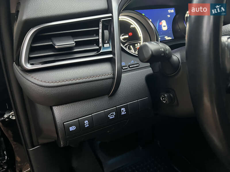 Седан Toyota Camry 2020 в Ровно фото 20 Седан Toyota Camry 2020 в Ровно