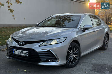Седан Toyota Camry 2021 в Днепре Седан Toyota Camry 2021 в Днепре