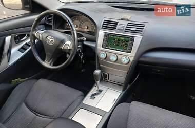 Седан Toyota Camry 2007 в Ровно