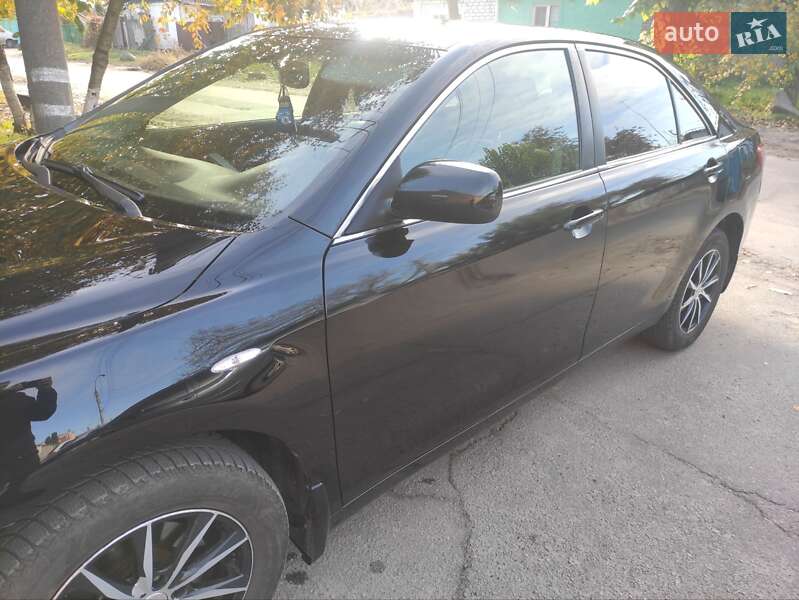 Седан Toyota Camry 2007 в Умані