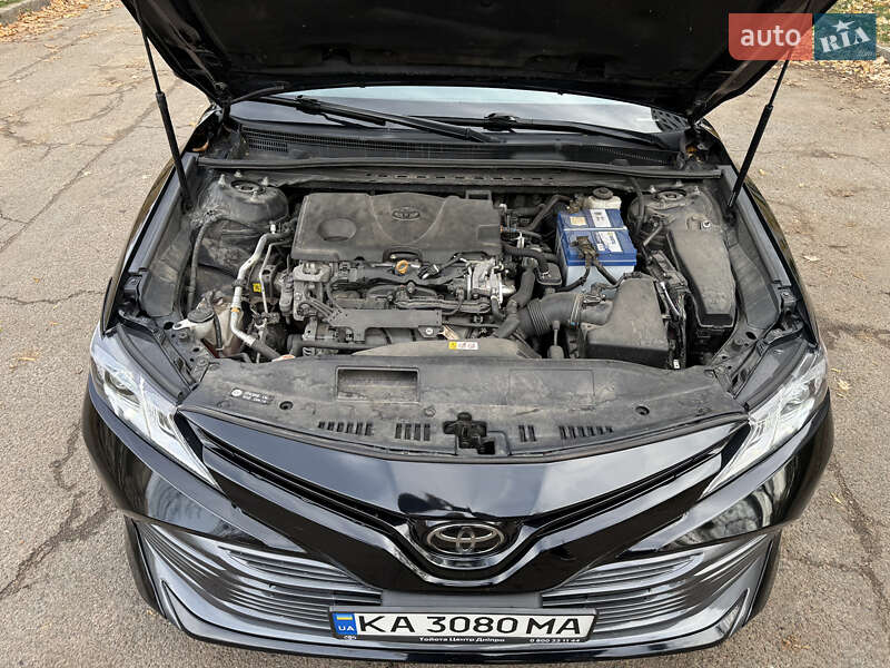Седан Toyota Camry 2020 в Киеве фото 18 Седан Toyota Camry 2020 в Киеве