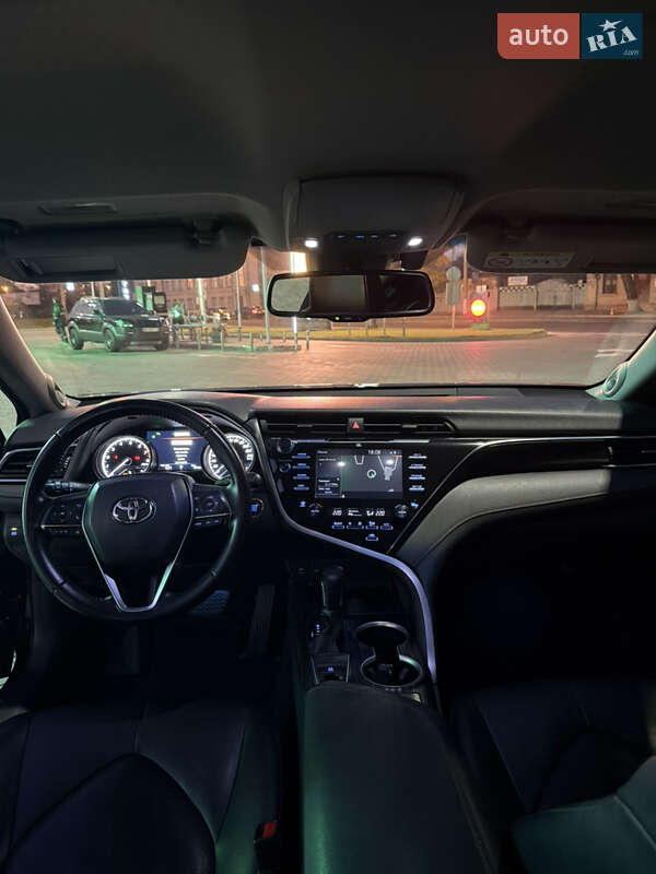 Седан Toyota Camry 2018 в Одесі