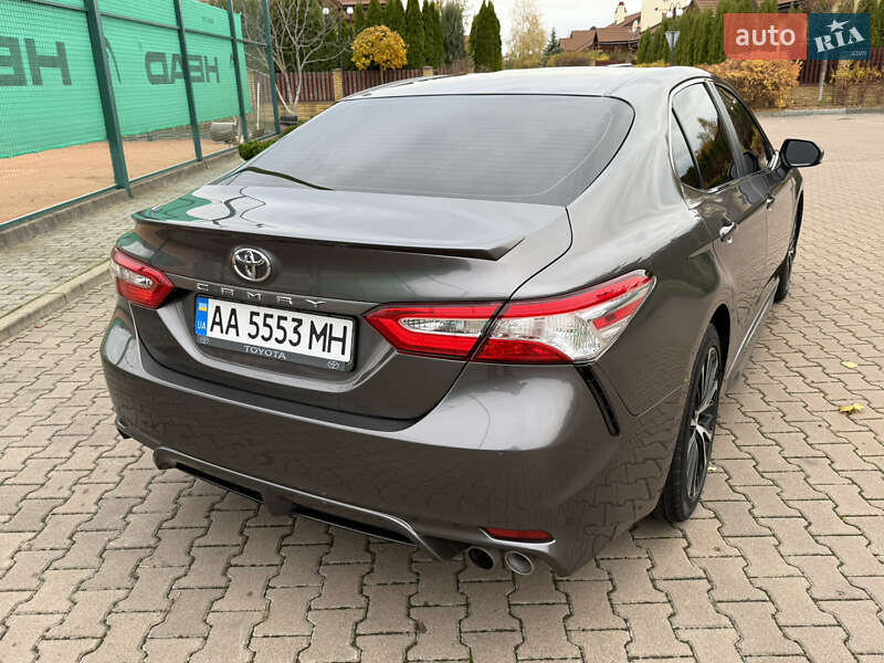 Седан Toyota Camry 2018 в Києві фото 7 Седан Toyota Camry 2018 в Києві