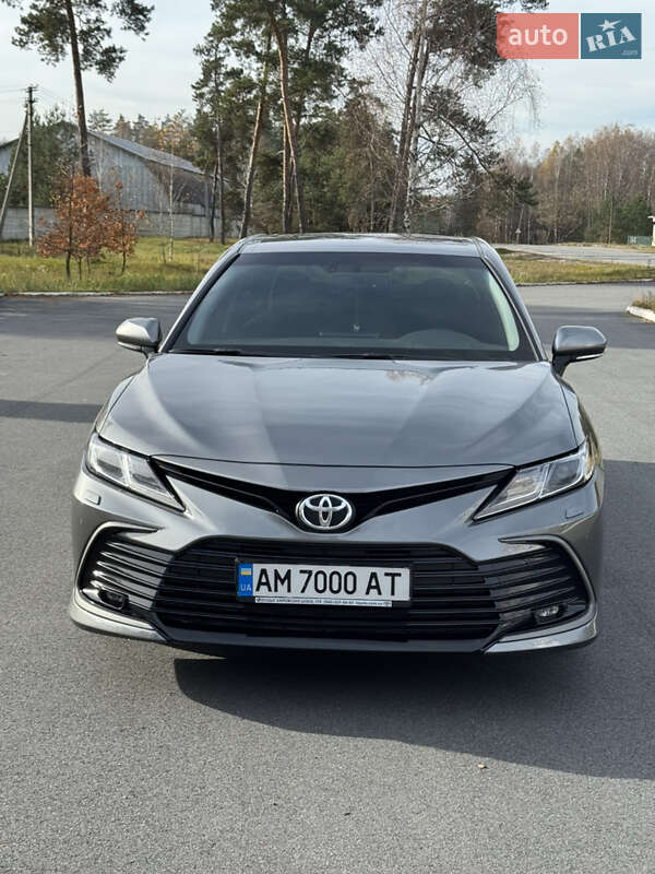 Седан Toyota Camry 2021 в Барановке
