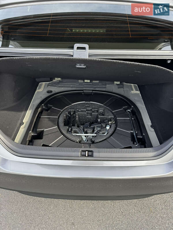 Седан Toyota Camry 2021 в Барановке