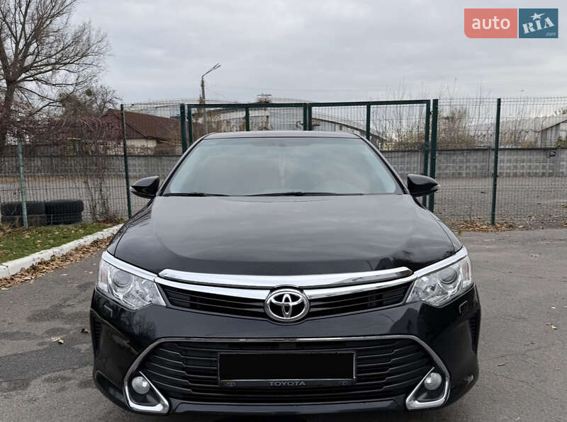 Toyota Camry 2017
