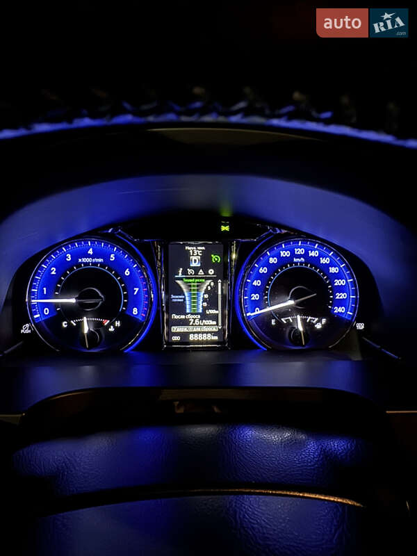 Седан Toyota Camry 2014 в Житомирі