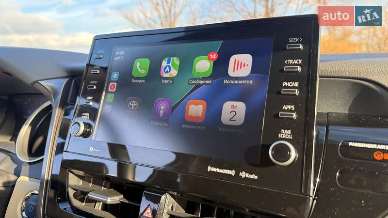 Седан Toyota Camry 2021 в Днепре