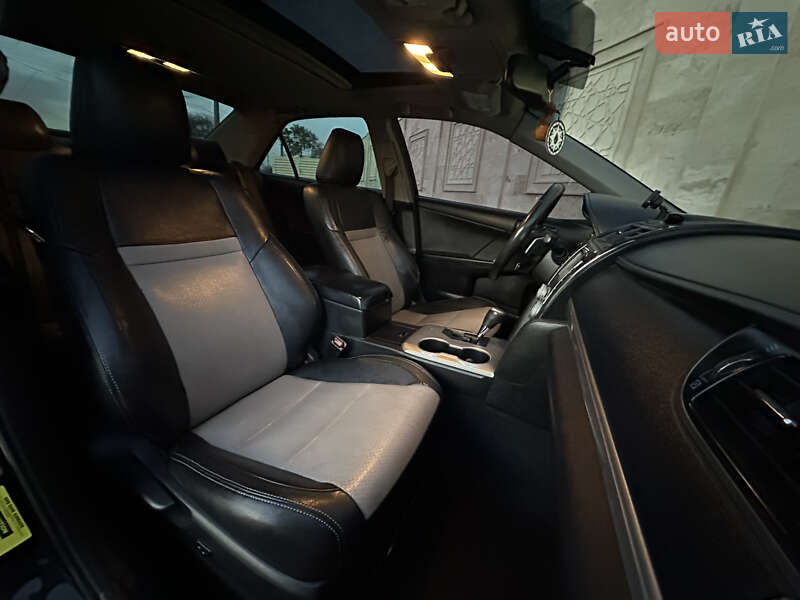 Седан Toyota Camry 2012 в Одесі