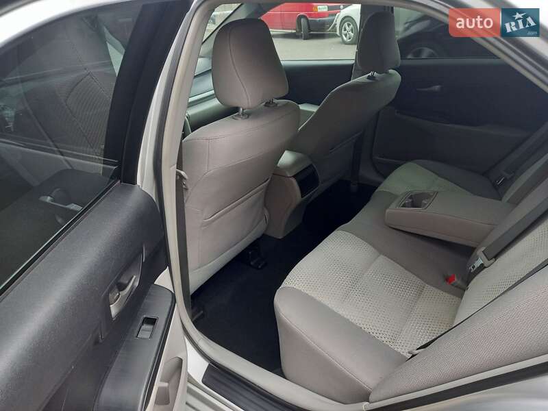 Седан Toyota Camry 2013 в Хмельницком фото 2 Седан Toyota Camry 2013 в Хмельницком