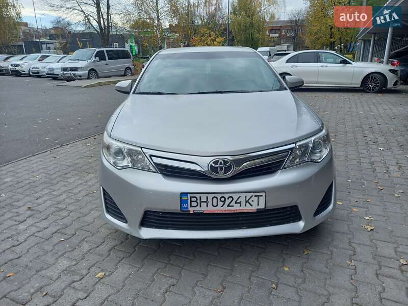 Седан Toyota Camry 2013 в Хмельницком фото 8 Седан Toyota Camry 2013 в Хмельницком