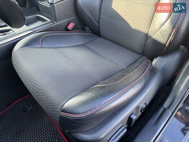 Седан Toyota Camry 2016 в Киеве фото 15 Седан Toyota Camry 2016 в Киеве