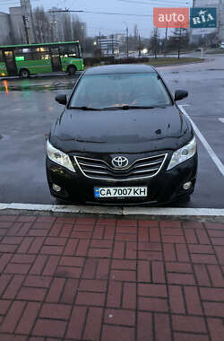 Седан Toyota Camry 2011 в Черкассах