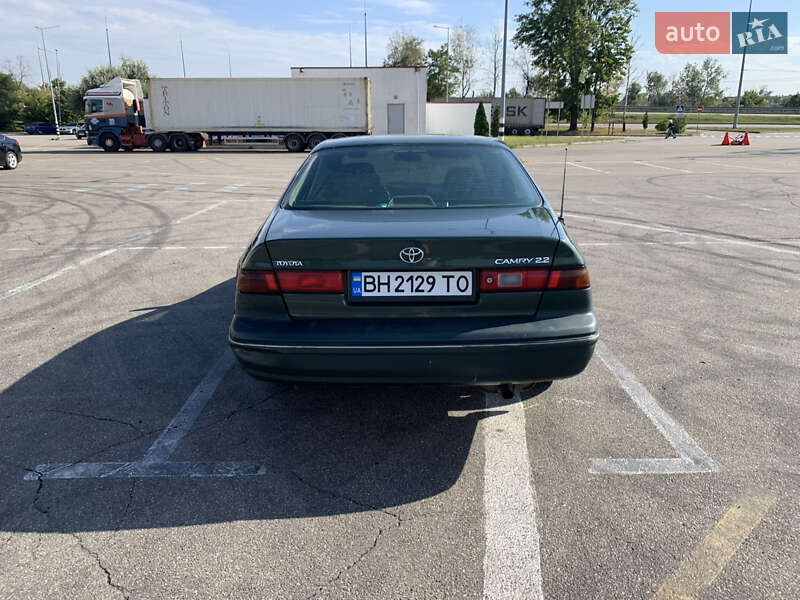 Седан Toyota Camry 1998 в Киеве фото 6 Седан Toyota Camry 1998 в Киеве