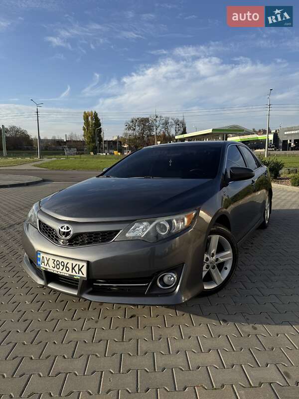 Toyota Camry 2013