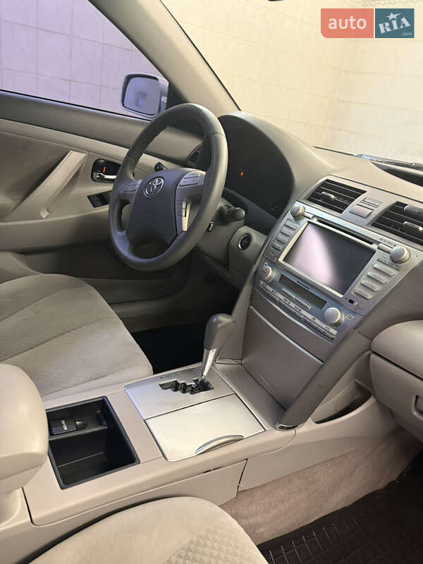 Седан Toyota Camry 2006 в Полтаві