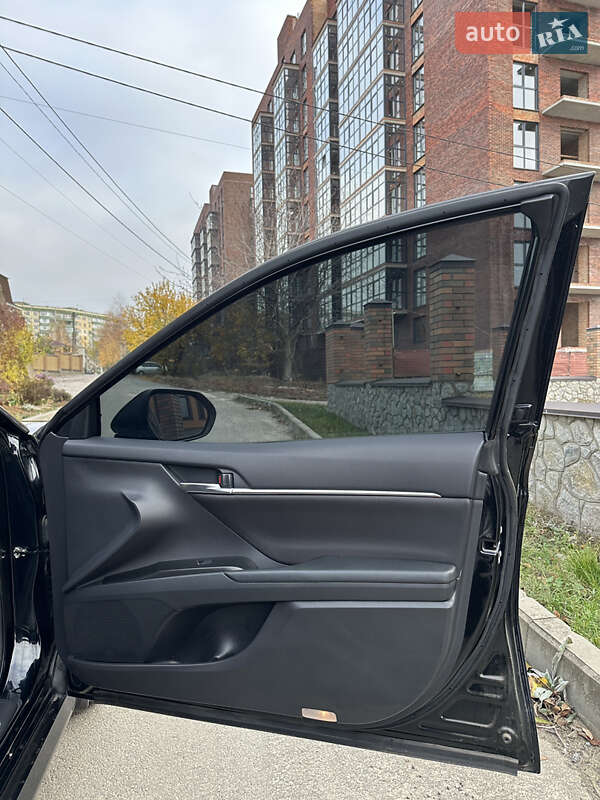Седан Toyota Camry 2021 в Полтаве фото 23 Седан Toyota Camry 2021 в Полтаве