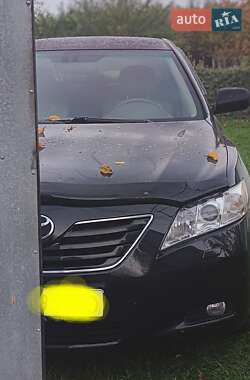 Седан Toyota Camry 2006 в Киеве