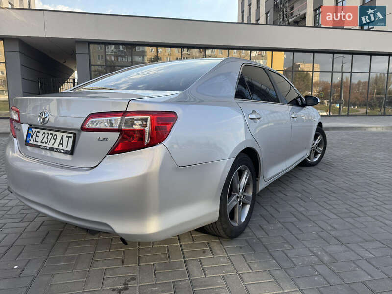 Седан Toyota Camry 2014 в Днепре фото 9 Седан Toyota Camry 2014 в Днепре