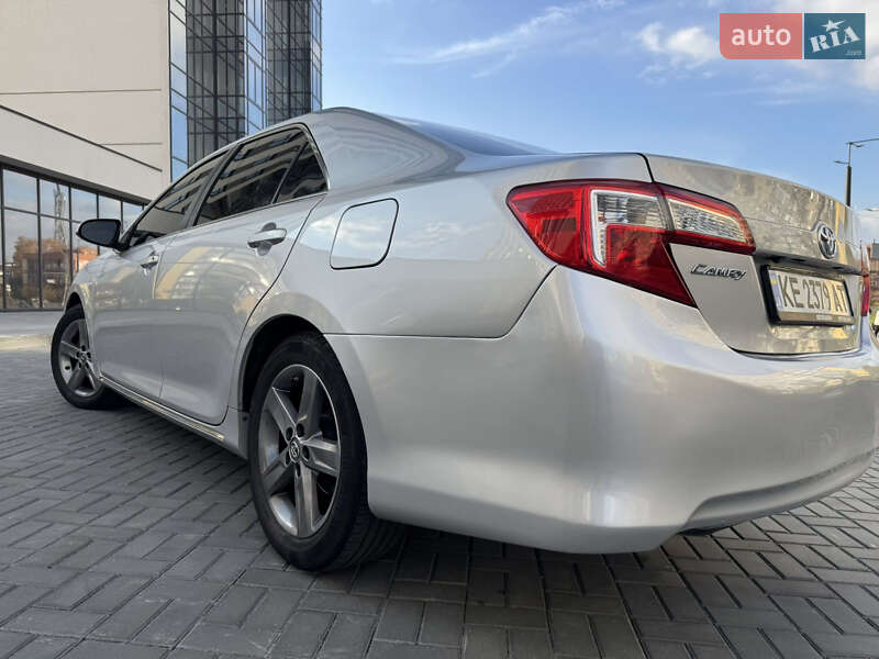 Седан Toyota Camry 2014 в Днепре фото 8 Седан Toyota Camry 2014 в Днепре