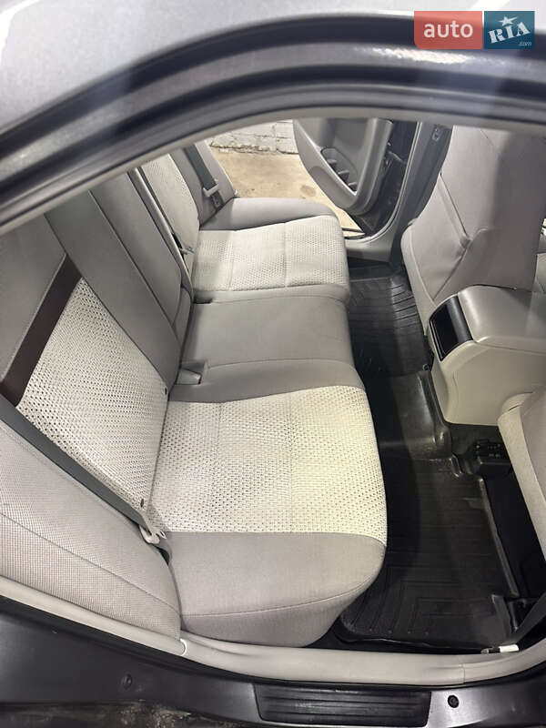 Седан Toyota Camry 2012 в Львове