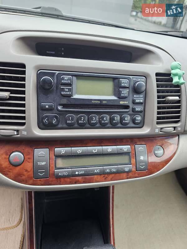 Седан Toyota Camry 2003 в Киеве фото 16 Седан Toyota Camry 2003 в Киеве