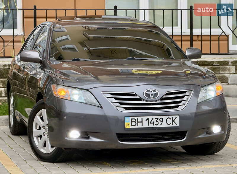 Седан Toyota Camry 2009 в Одессе