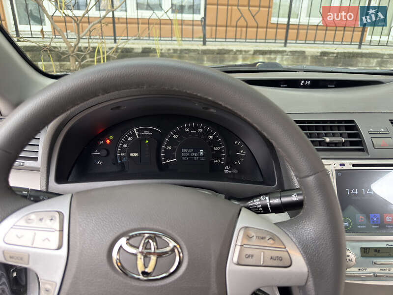 Седан Toyota Camry 2009 в Одессе