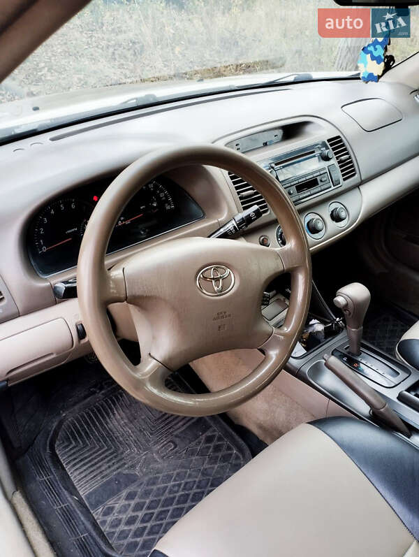 Седан Toyota Camry 2002 в Смеле фото 12 Седан Toyota Camry 2002 в Смеле