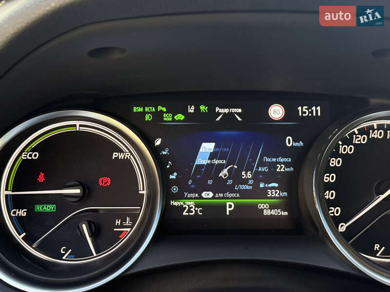 Седан Toyota Camry 2019 в Киеве