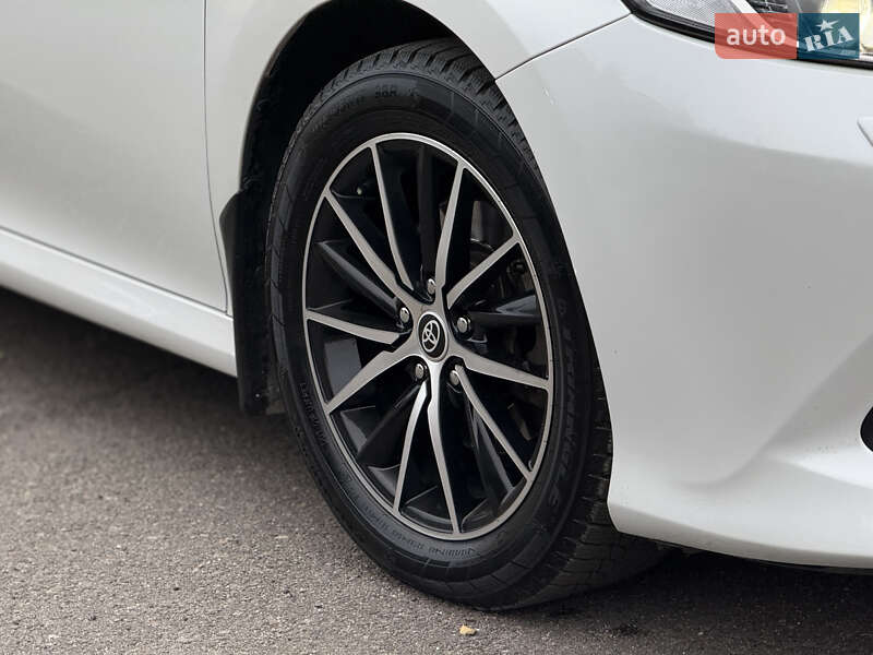 Седан Toyota Camry 2018 в Тернополе фото 13 Седан Toyota Camry 2018 в Тернополе