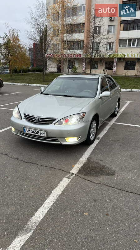 Седан Toyota Camry 2005 в Харькове фото Седан Toyota Camry 2005 в Харькове