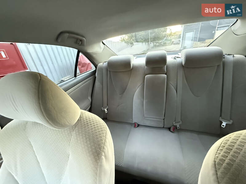 Седан Toyota Camry 2006 в Дніпрі
