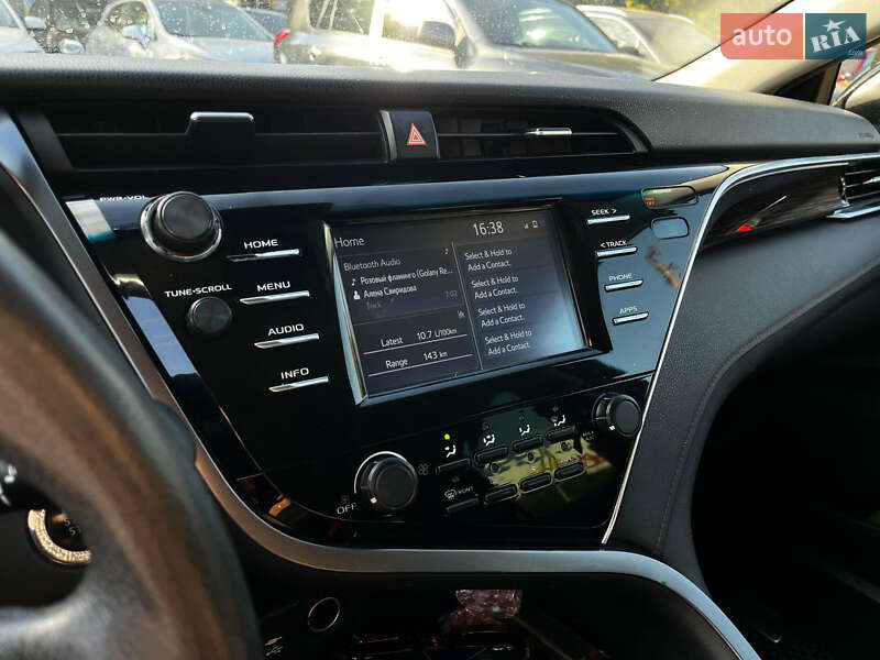 Седан Toyota Camry 2017 в Одессе