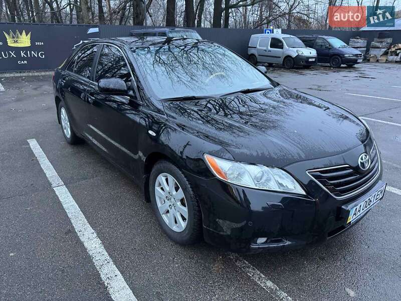 Седан Toyota Camry 2006 в Броварах