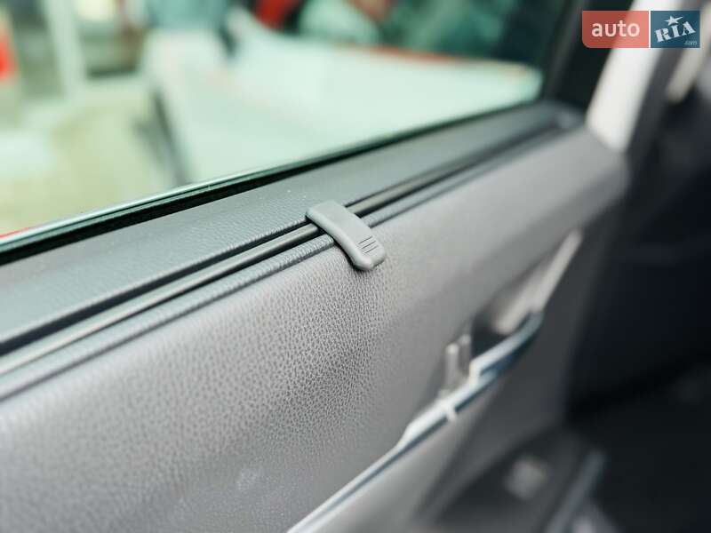 Седан Toyota Camry 2024 в Тернополі