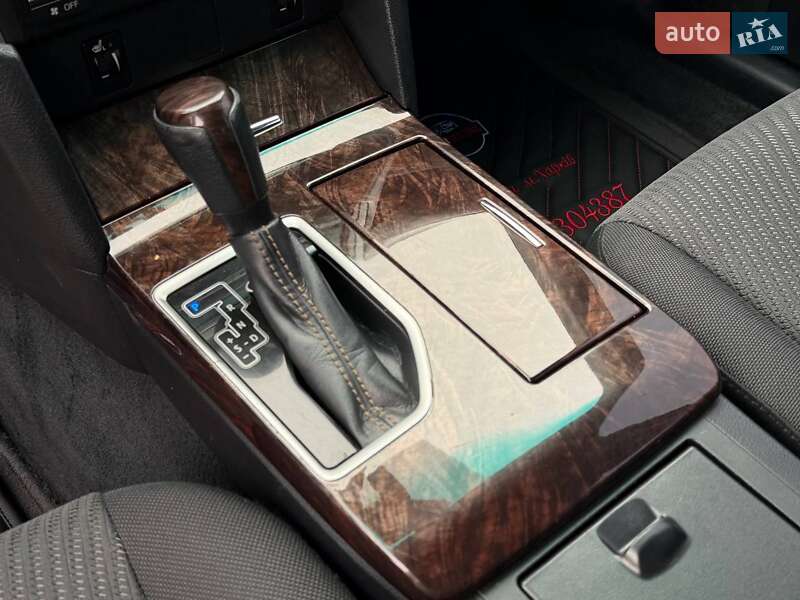 Седан Toyota Camry 2016 в Харкові