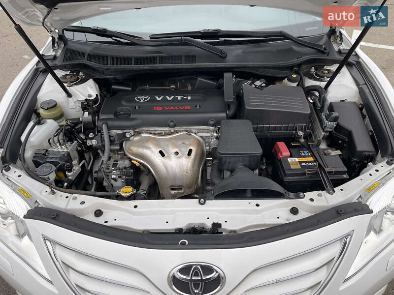 Седан Toyota Camry 2011 в Киеве фото 16 Седан Toyota Camry 2011 в Киеве
