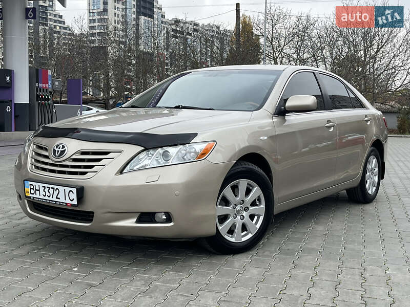 Седан Toyota Camry 2008 в Одессе